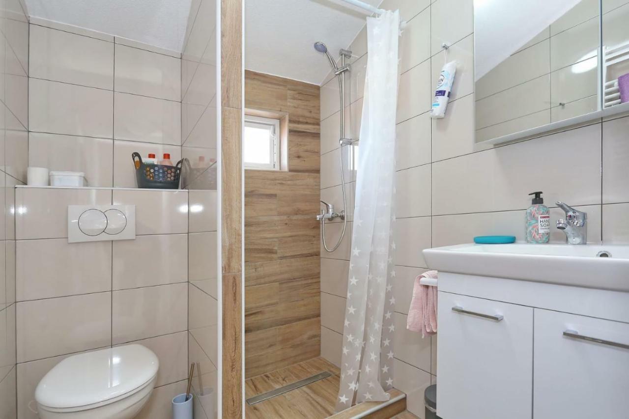 Malu Vir Daire Dış mekan fotoğraf